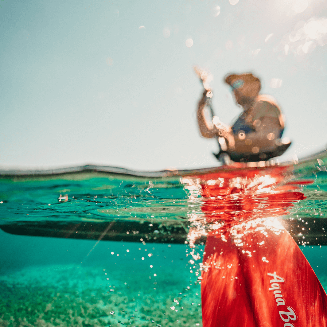 sting ray hybrid 4-piece posi-lok sunset red partially underwater#color_sunset-red